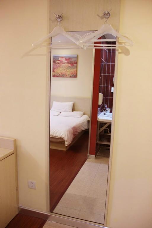 Hanting Express Qingdao Yanan Third Road Kamer foto